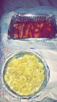 Tortellini Alfredo with garlic sticks on the side