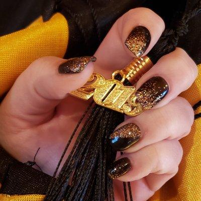 Black dip with gold glitter ombre!