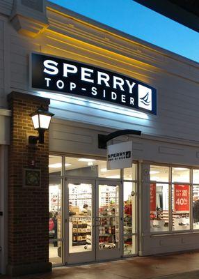 Sperry Top-Sider Outlet in the Merrimack Premium Outlet mall