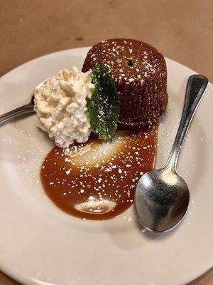 Molten chocolate cake