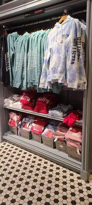 Hollister Co.