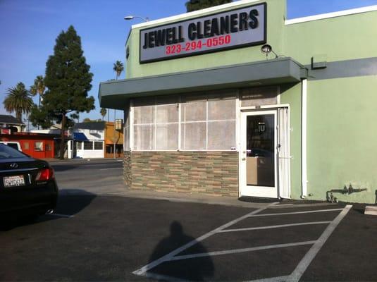 Jewell Cleaners