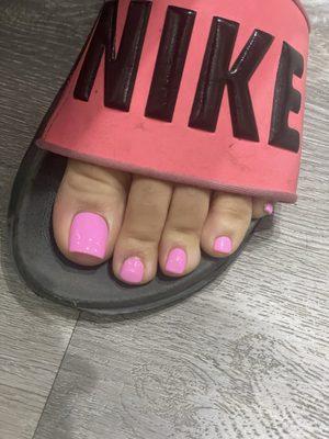 Gel pedicure