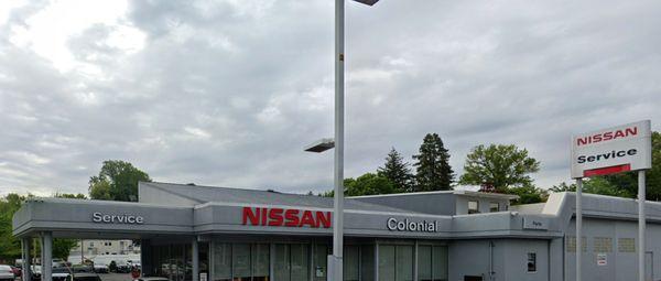 Colonial Nissan