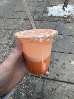 Breakfast blend juice (pineapple, carrot, apple) fresh made to order. So good!!