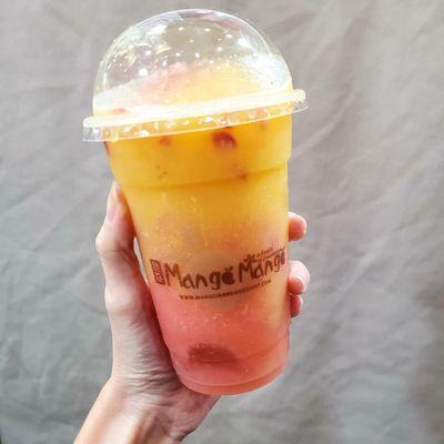 Mango Strawberry Smoothie-o  IG @eatswithmarisa