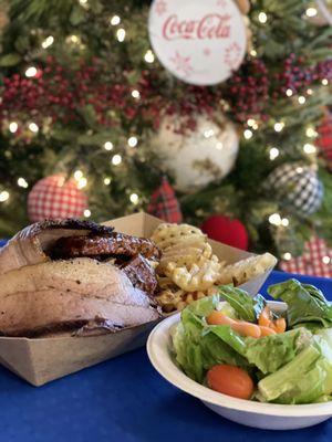 Dining plan Brisket Sampler with side salad