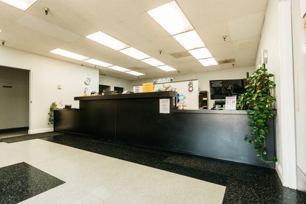 Everyday Healthcare's front desk check-in