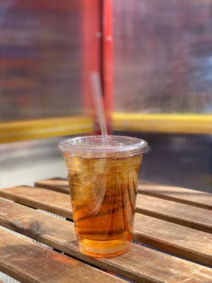 Oolong with Hydrangea Iced Tea (~$3).