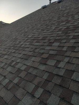 OWENS CORNING DURATION 130 MPH WIND WARRANTY. 
COLOR: DRIFTWOOD

SAN ANTONIO, TX