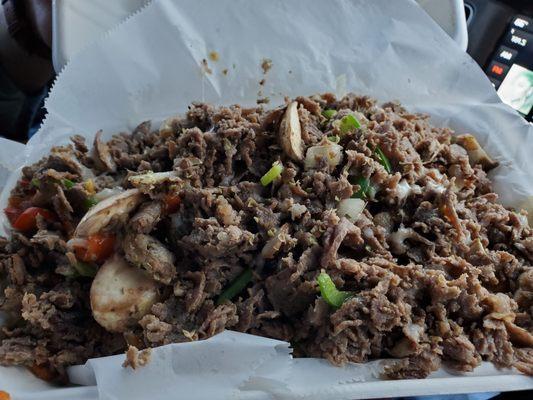 Deluxe cheese steak salad