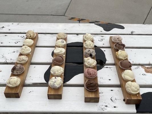 4 ice cream flights in every flavor!