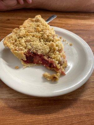 Strawberry rhubarb crumb Pie Slice