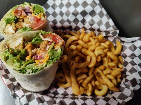 Buffalo chicken wrap with curly fries