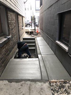 Retaining wall, steps and walkway