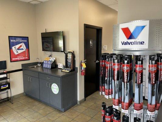 Valvoline Express Care interior waiting area