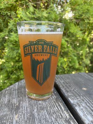 Blend of Raspberry Wheat and Happy Camper Hefeweizen -