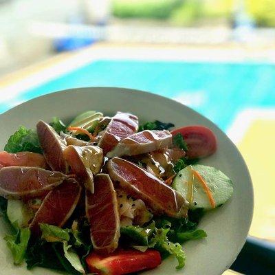 Ahi Tuna Salad, Thanks for the photo, Sarah Louise