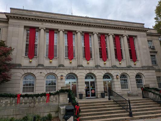 Johnson County Courthouse, Clarksville