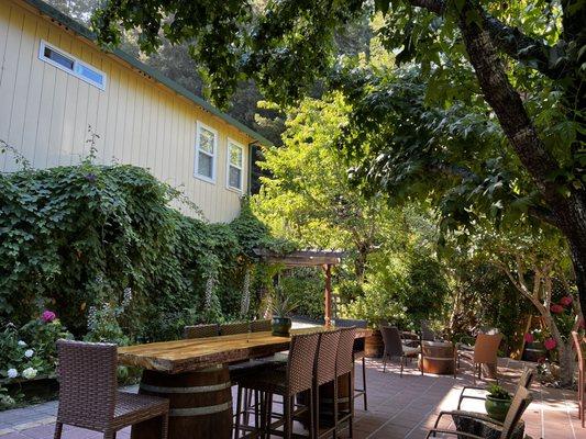 Courtyard where breakfast is served