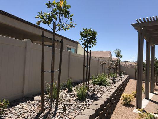 Completed retaining wall and planter in Del Webb Apple valley