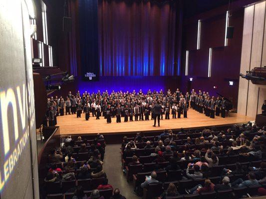 The Lincoln Park Chicago Children's Choir delivering a fantastic concert today in the new concert hall.