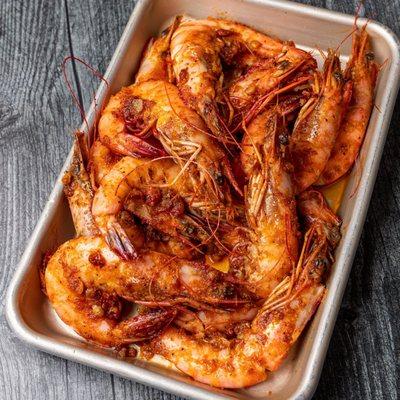 Head-on shrimp with signature sauce