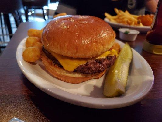 Bacon Cheeseburger with tots