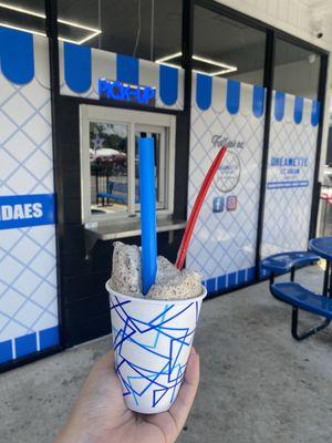 Medium shake (coffee and Oreo)