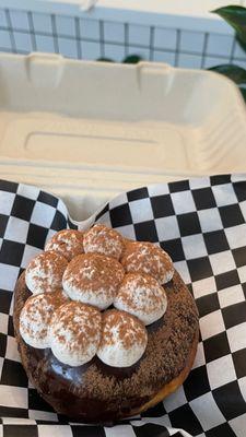 Tiramisu Doughnut