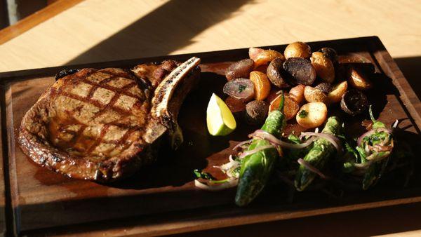 Rib Eye Steak with baby potatoes