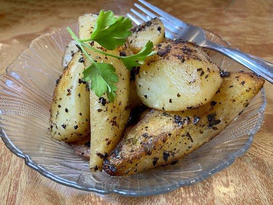 Greek Lemmon Roasted Potatoes