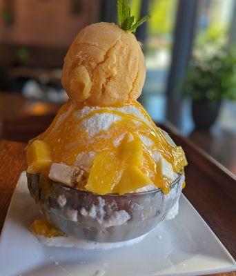 Mango Cheesecake Bingsu