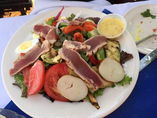 ahi tuna nicoise salad