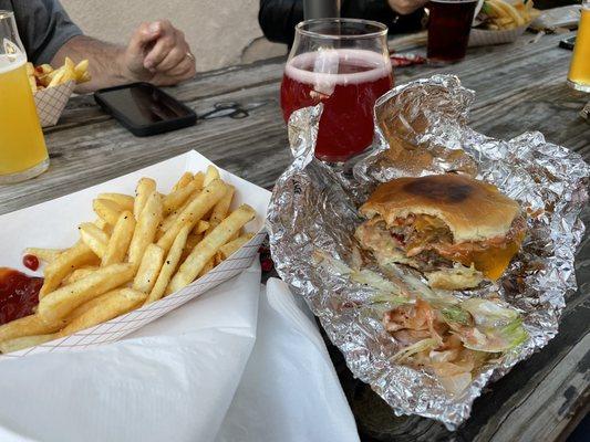 Cheeseburger n fries