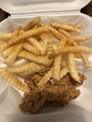 4 piece chicken tenders & fries