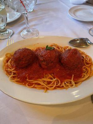 Spaghetti with meatballs