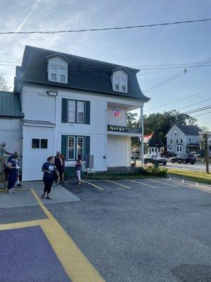 Front of Gary's Old Town Tavern.