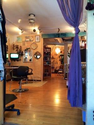 Leo Thomas Salon & Spa