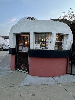 A Shoe Repair shop is inside this Humungous Shoe Shaped Building that's 25 feet tall & 32 foot long@  The Big Shoe Repair in Bakersfield CA.