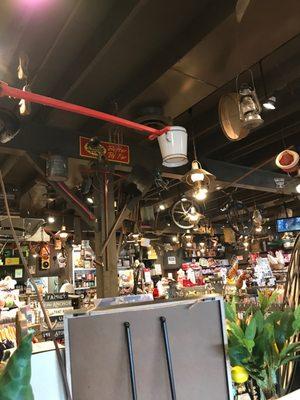 Cracker Barrel Restaurant