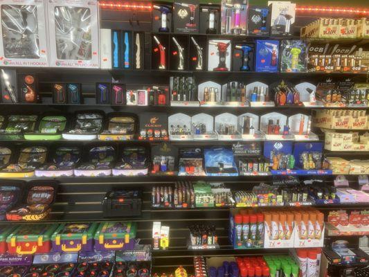 Top of the top vape shop  make a visit and you will not regret it