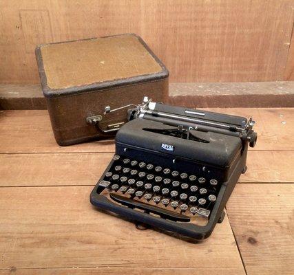 Vintage and antique typewriters, and so much more. Call for an appointment, or with any questions! We ship most of our inventory worldwide.