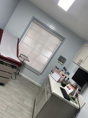 Exam room nice and clean