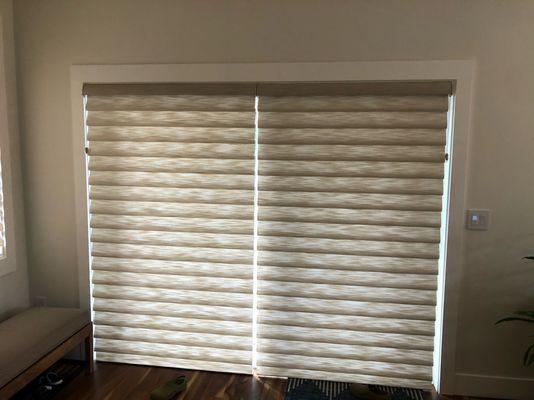 Hunter Douglas Vignette Shades