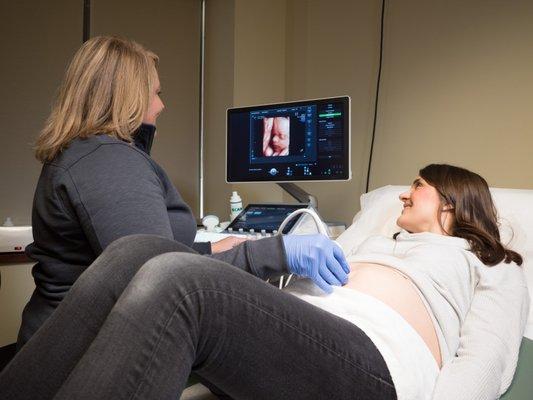 3D/4D high definition ultrasound technology