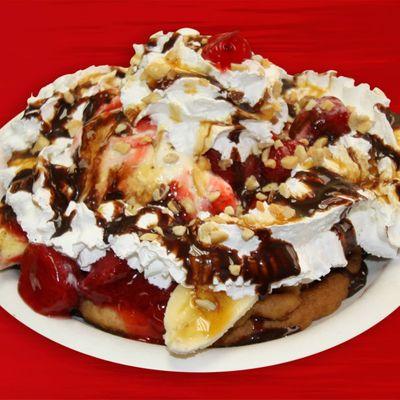 Banana split funnelcake