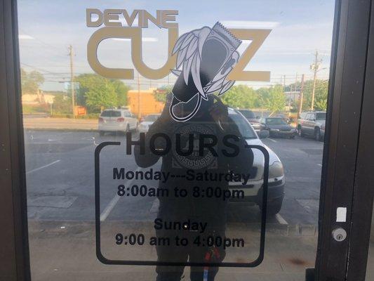 Devine Cutz Barbershop