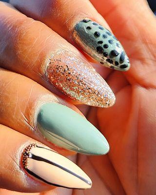 Acrylic overlay with nail design