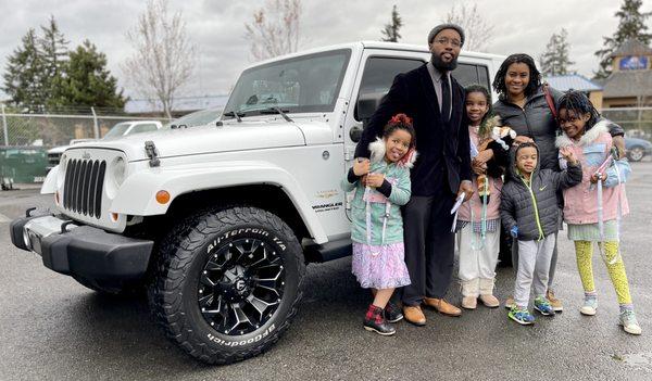 Lewis family with a beautiful Jeep!